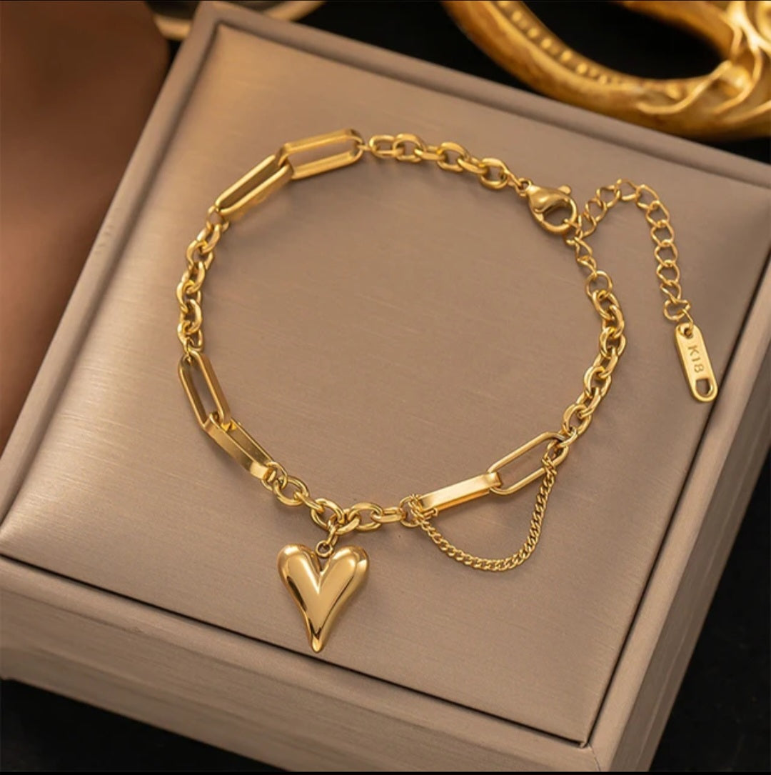 18k Fashion Jewelry Zircon Butterfly Heart Clover Gold chain Stainless Steel Bracelet Bangles for Women waterproof.